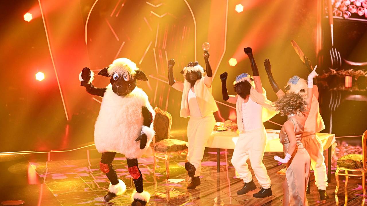Das Foto zeigt den Auftritt des „Schaafs“ in der zweiten Folge der ProSieben-Show „The Masked Dancer“