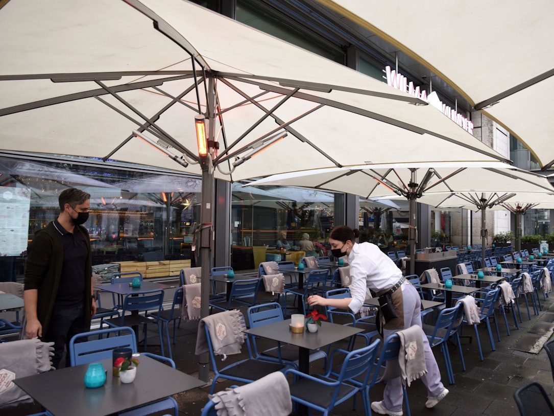 Köln: Bei Wilma Wunder in der Friesenstraße gibt es besonders viele Plätze draußen, auch in der kalten Jahreszeit.