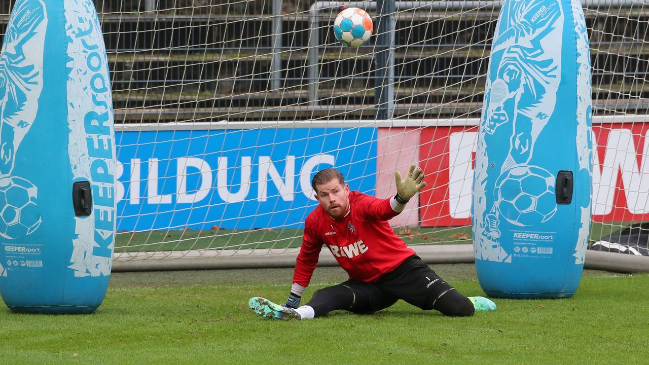 Timo Horn im Training des 1. FC Köln