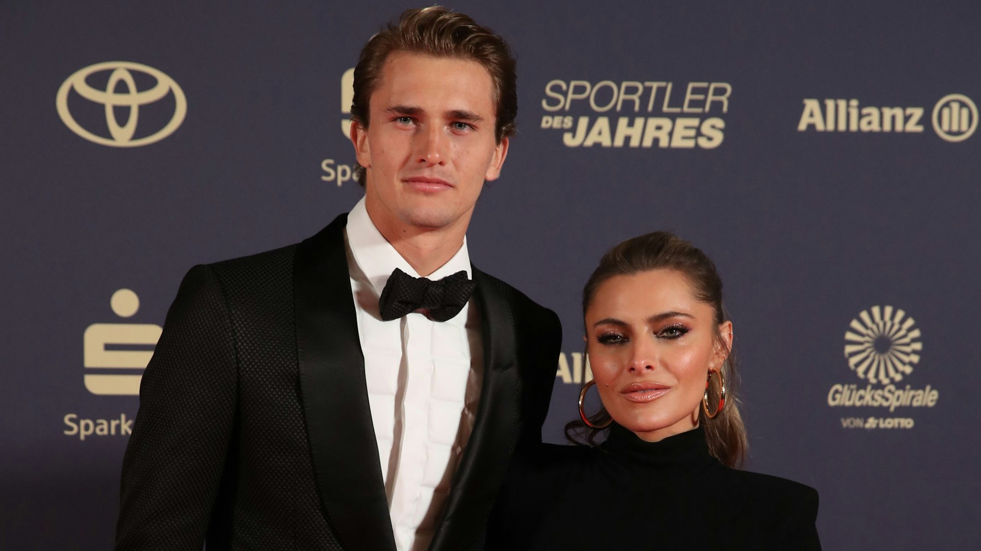 Tennisspieler Alexander Zverev und Sophia Thomalla kommen zur Gala zur Wahl der „Sportler des Jahres“ 2021.