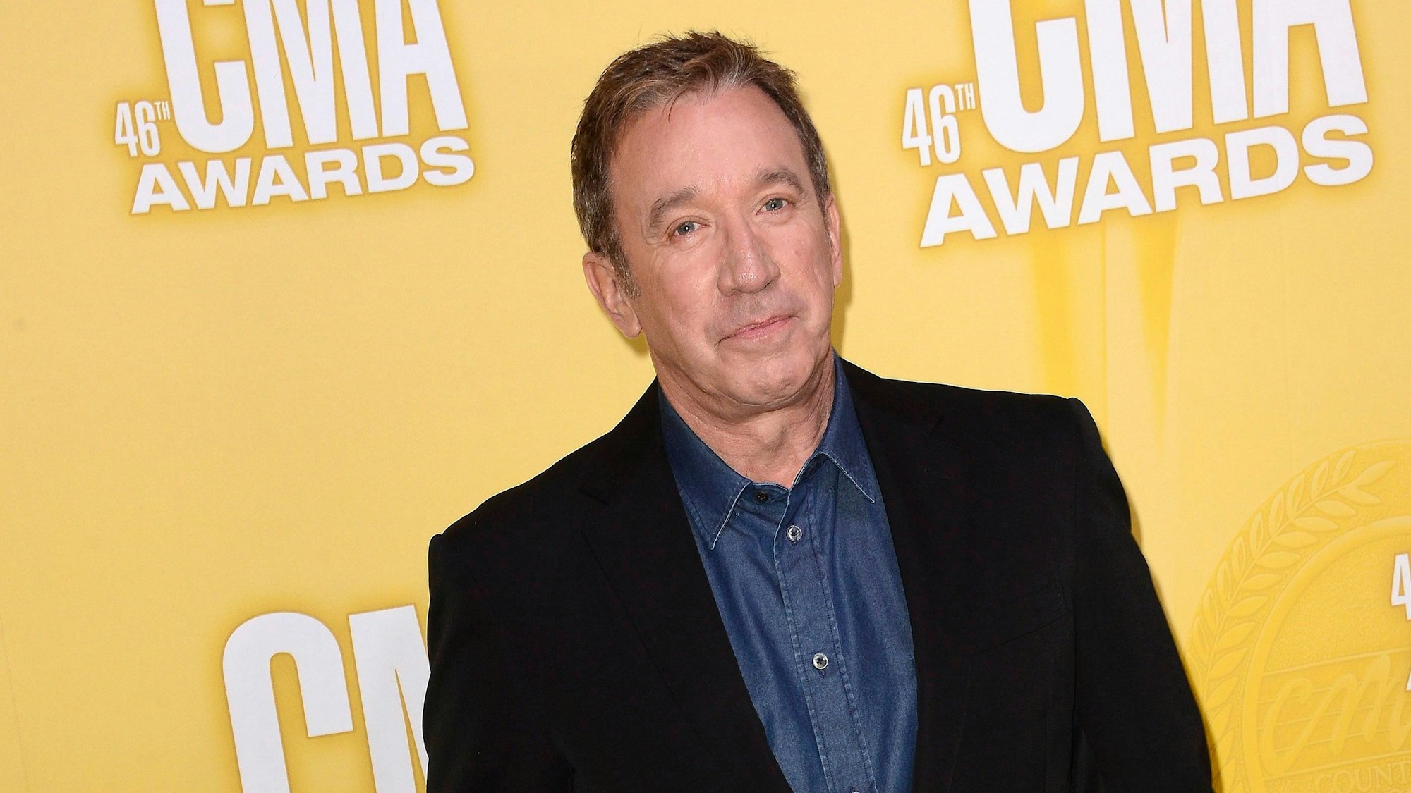 US-Komiker Tim Allen kehrt als „Santa Clause“ zurück. Unser Foto zeigt den US-Komiker 2012 bei den 46. Annual Country Music Awards.