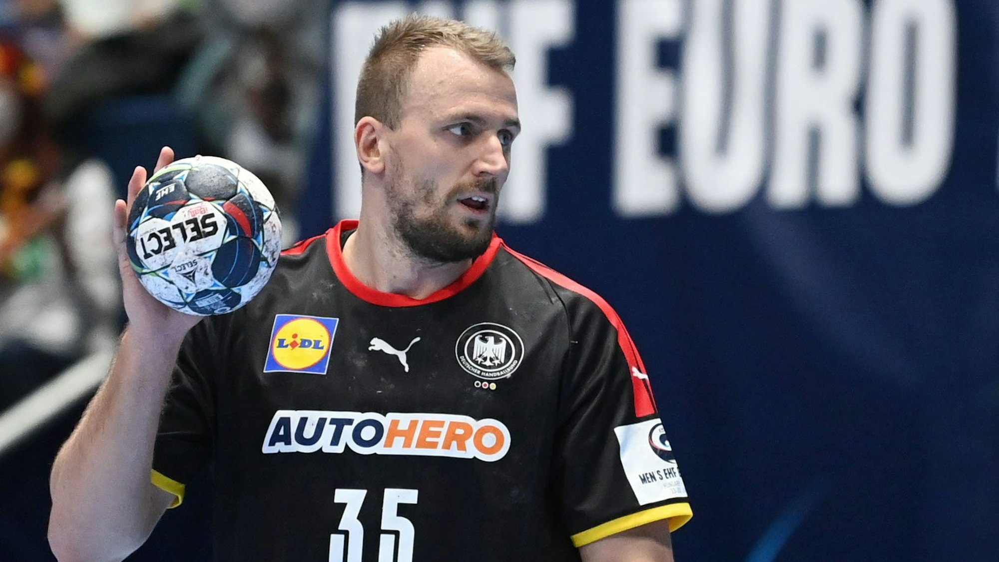 Deutschlands Julius Kühn in Aktion.