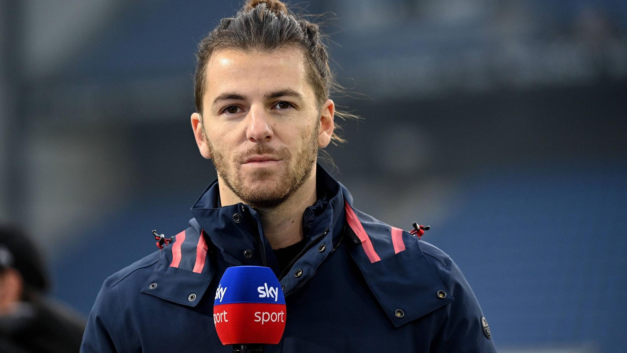Sky-Reporter Riccardo Basile.