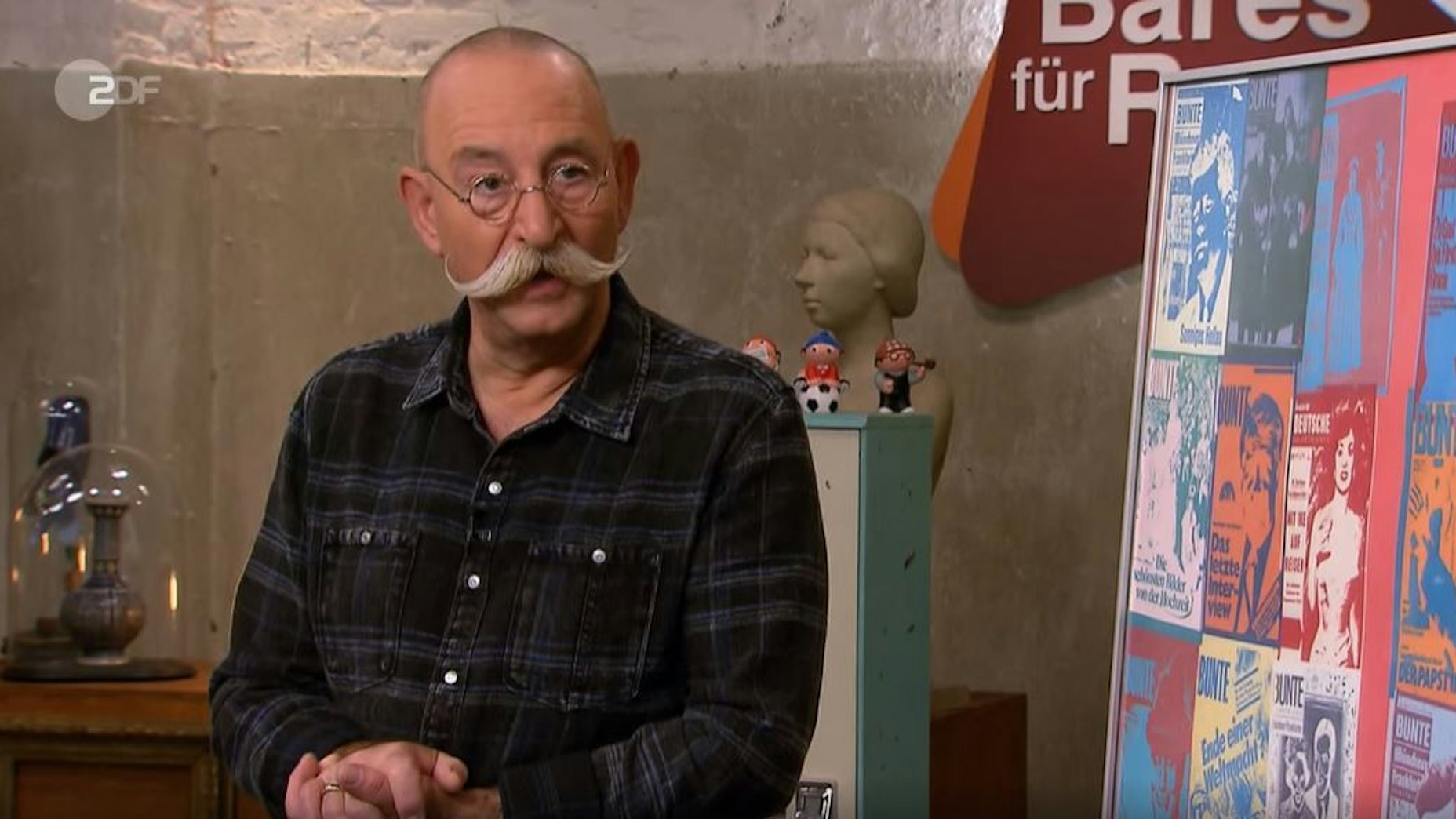 Horst Lichter, hier in der „Bares für Rares“-Folge vom 18. Januar 2022, ist für seine rheinische Offenheit bekannt.