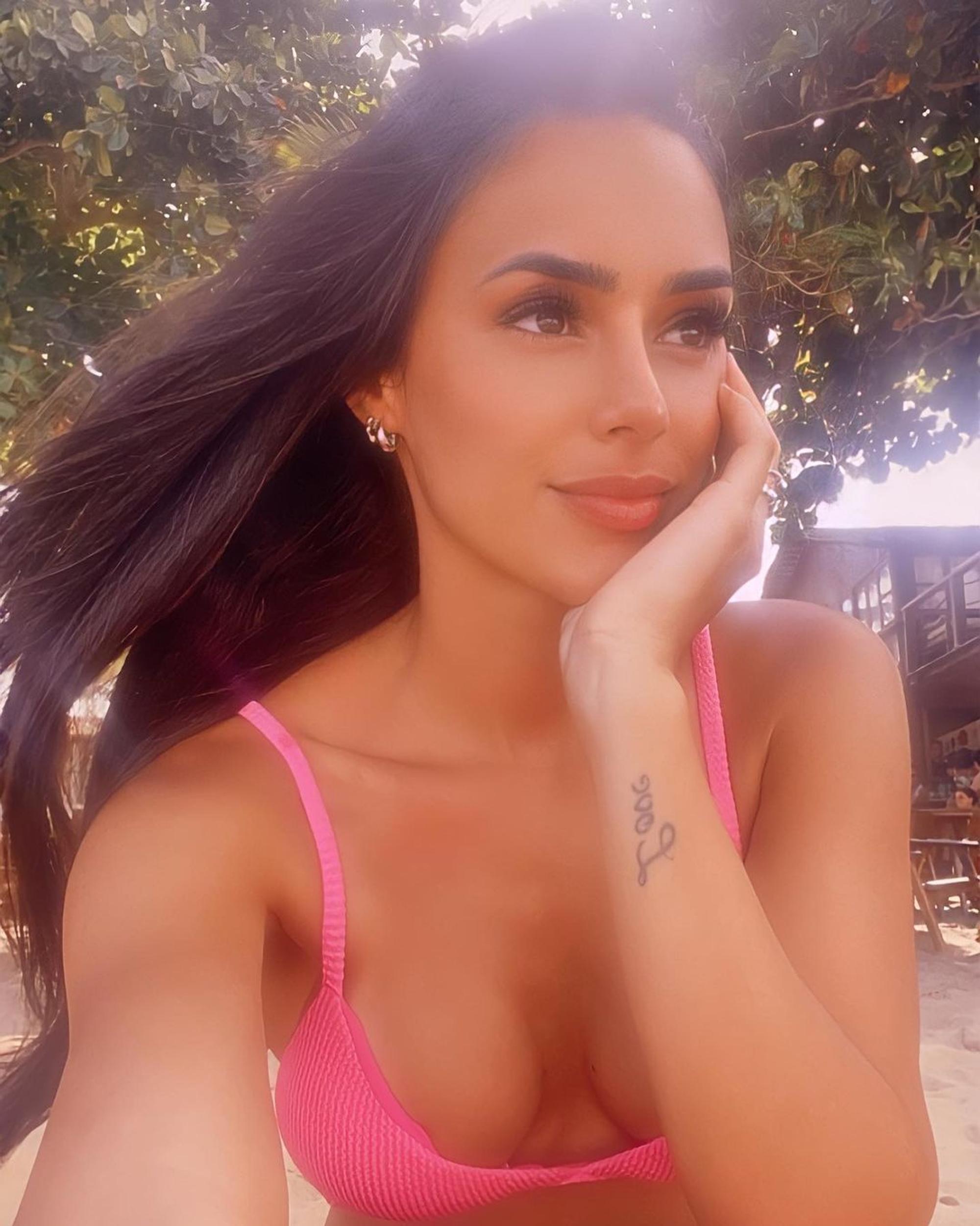 Bruna Biancardi posiert für ein Selfie