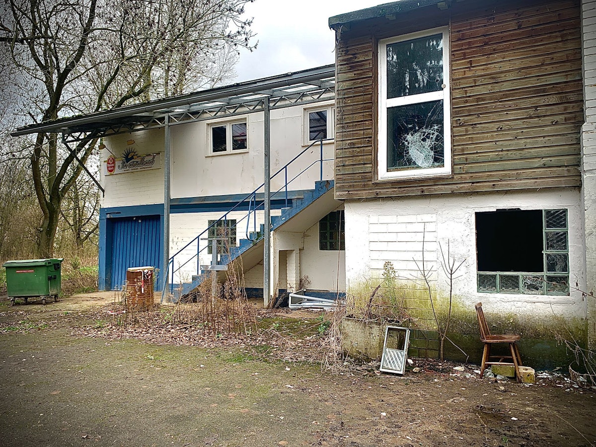 Das Strandbad in Langel befindet sich in einem schlimmen Zustand.