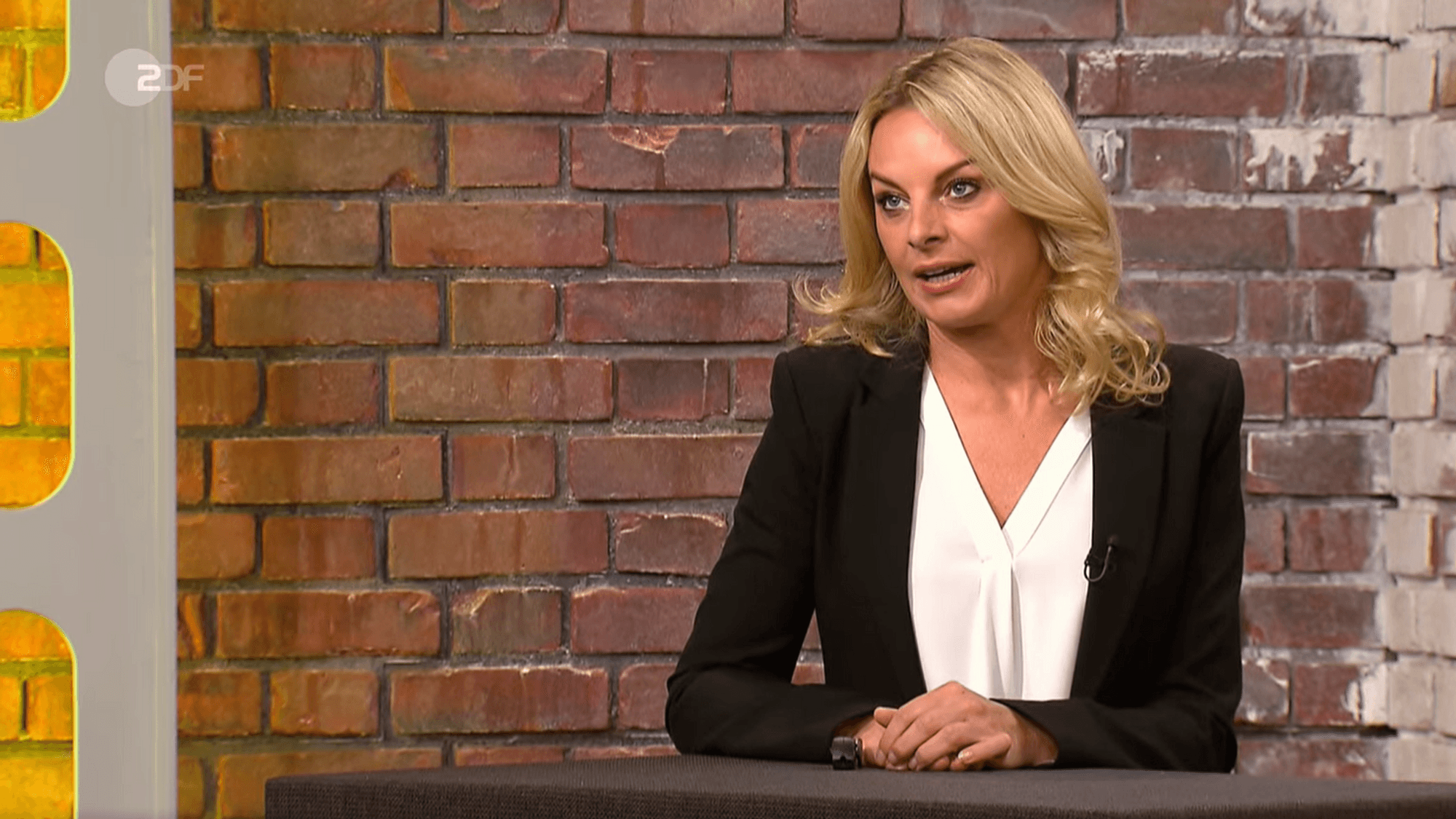 Händlerin Susanne Steiger in der ZDF-Show „Bares für Rares“