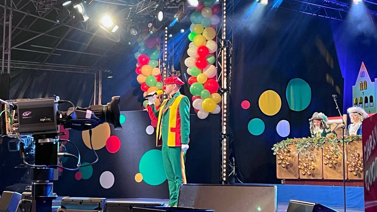 Jörg Runge als Tuppes vom Land bei der ZDF-TV-Sitzung