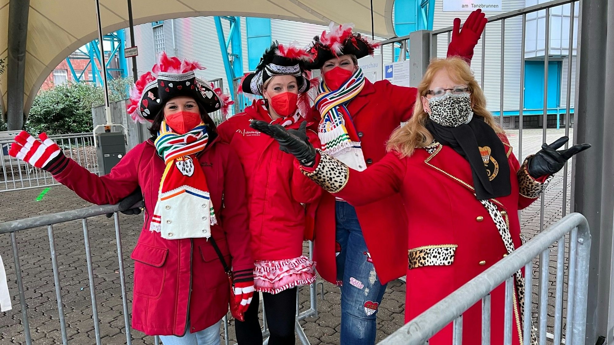 Erste Besucher TV-Sitzung am Tanzbrunnen