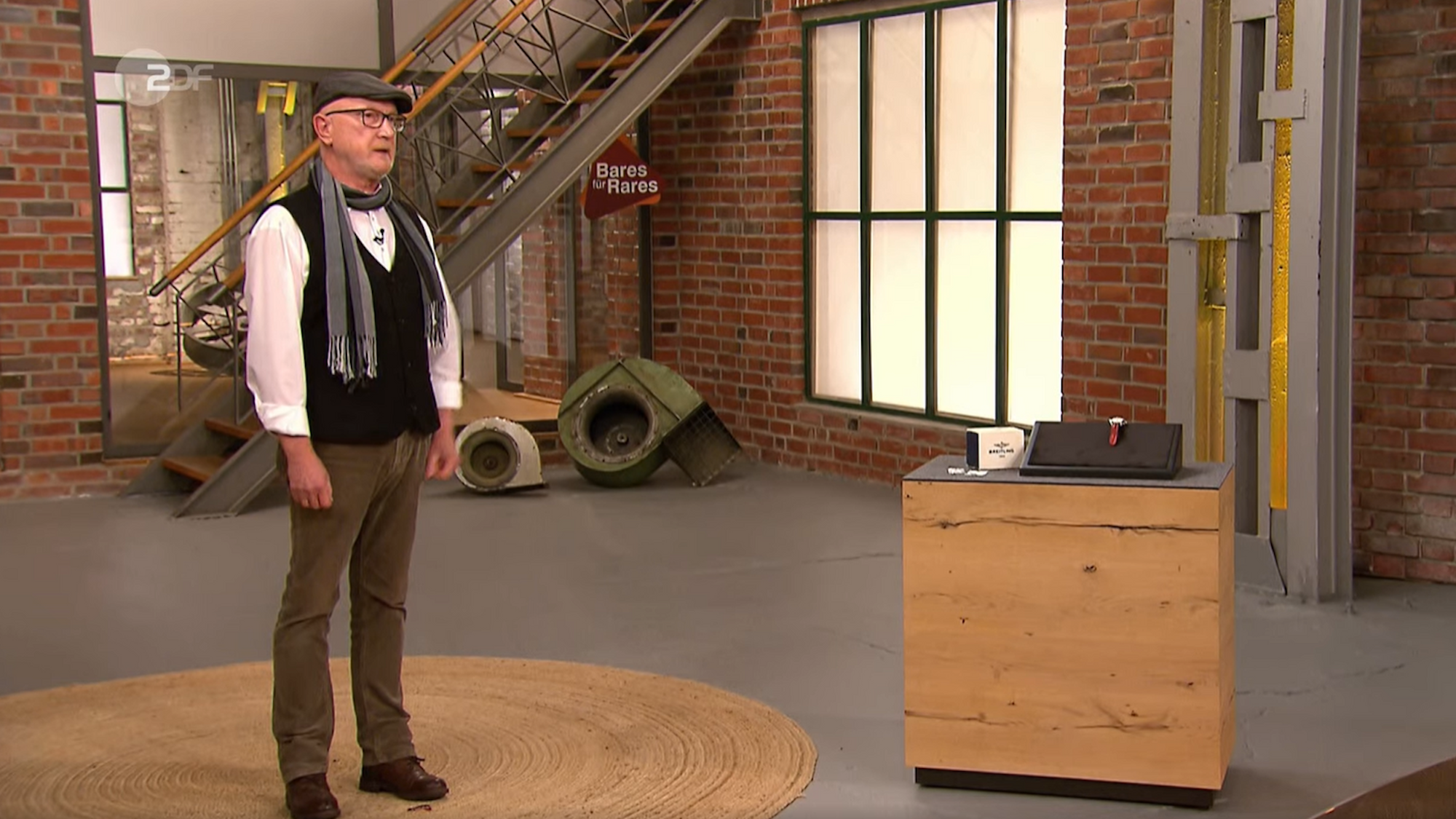 Der Screenshot von Thomas Philipp in der ZDF-Show „Bares für Rares“ wurde am 19. Januar 2022 angefertigt.