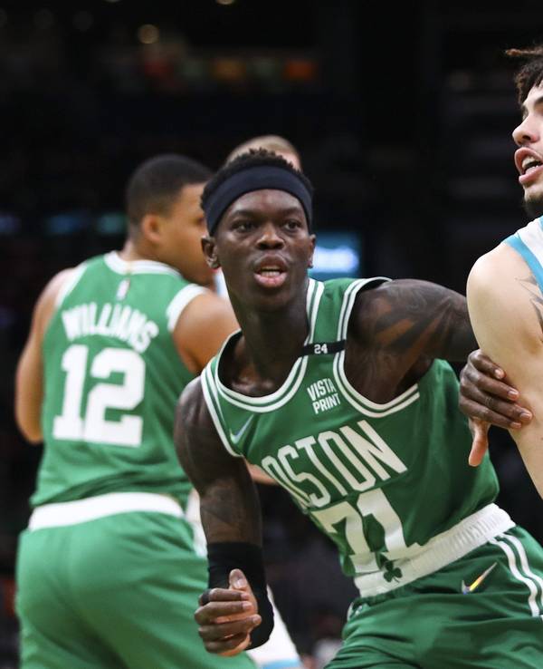 LaMelo Ball im Spiel gegen Dennis Schröder.