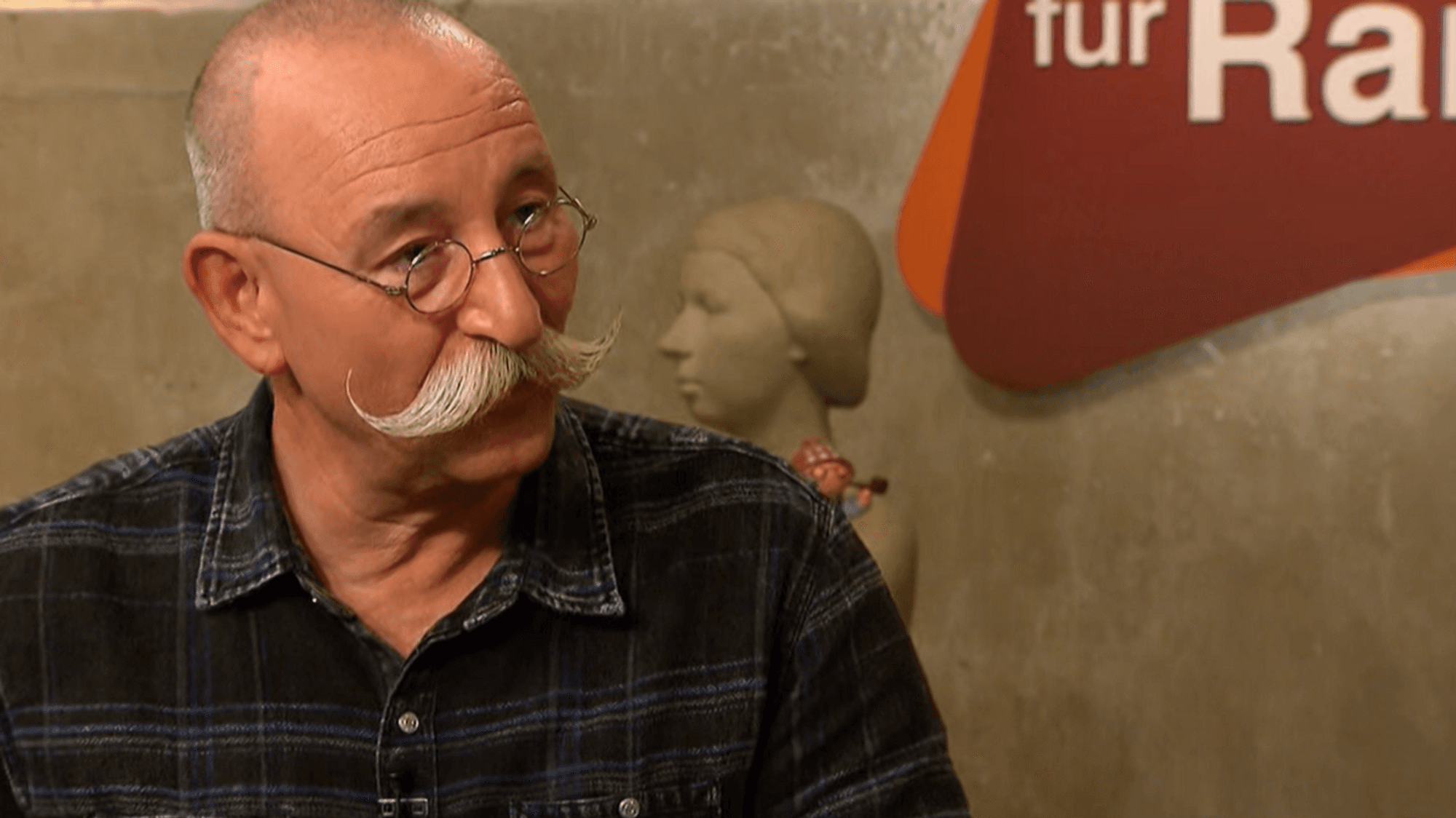 Horst Lichter in der ZDF-„Bares für Rares“-Sendung am Donnerstag (20. Januar 2022).