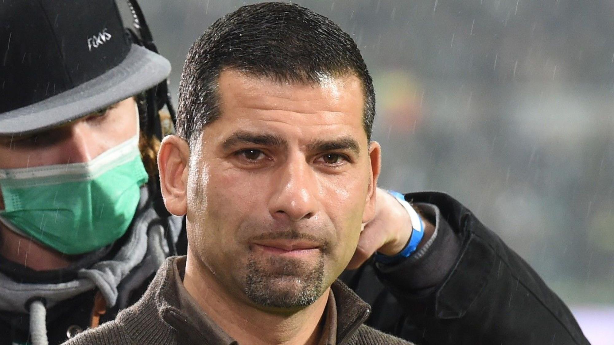 Dimitrios Grammozis bei einem TV-Interview
