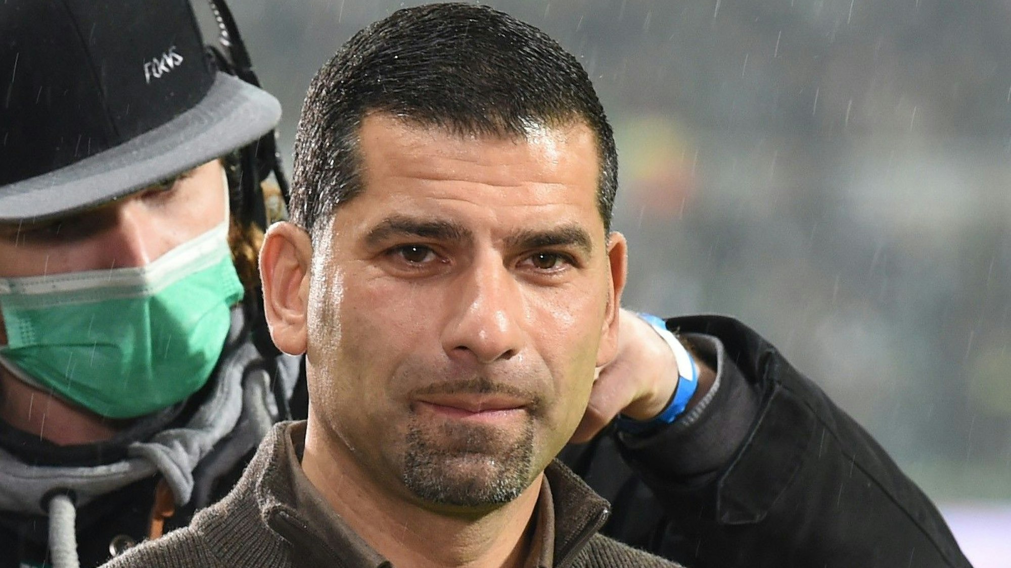 Dimitrios Grammozis bei einem TV-Interview