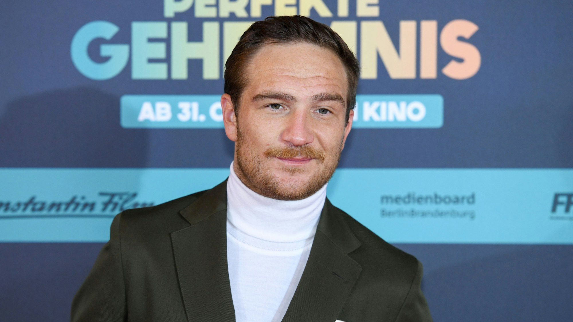 Frederick Lau, Schauspieler, kommt zur Premiere des Films „Das perfekte Geheimnis“ in den Mathäser Filmpalast.