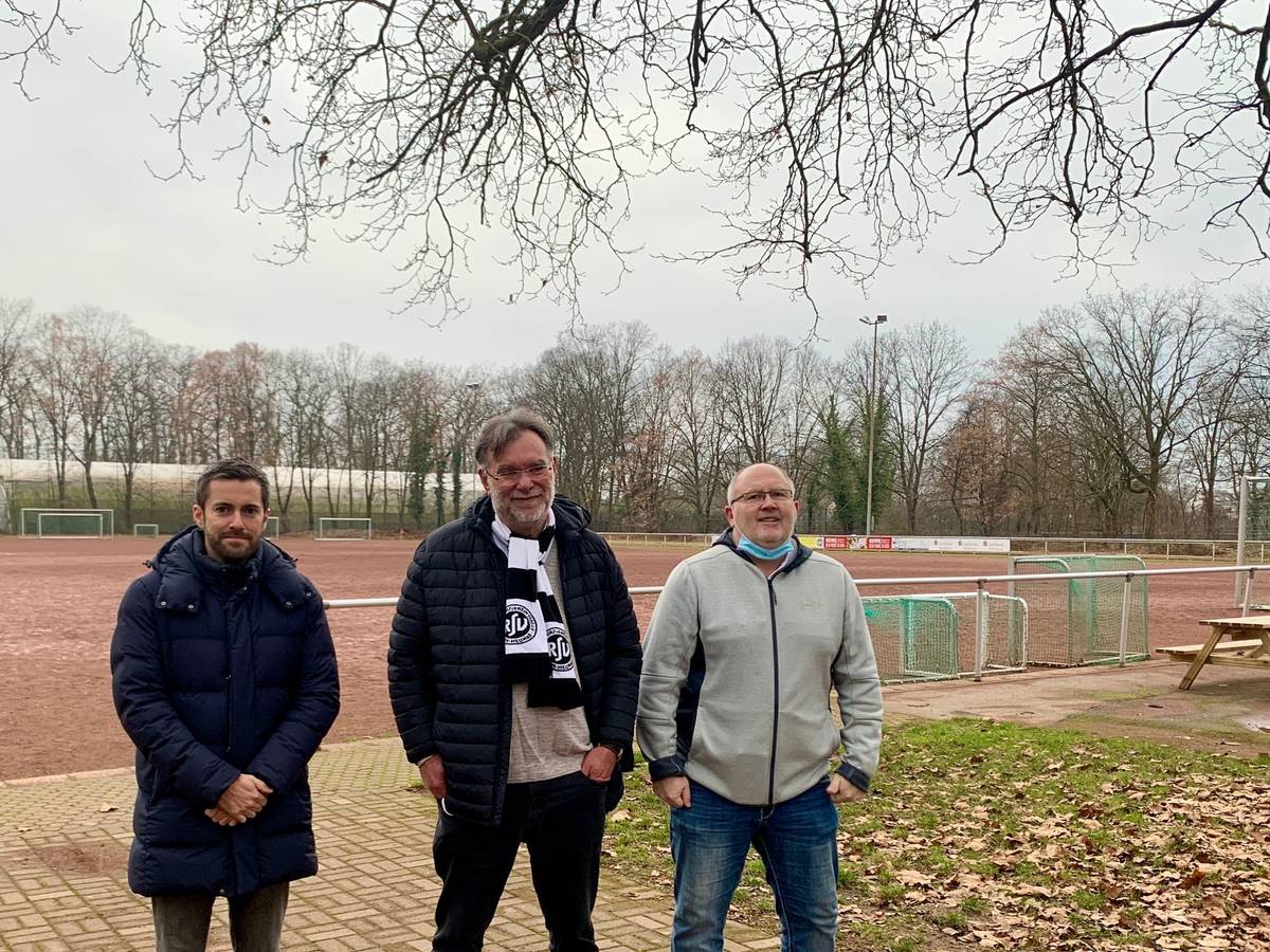 Drei Sportvereine in Rath-Heumar bangen um ihre Existenz.