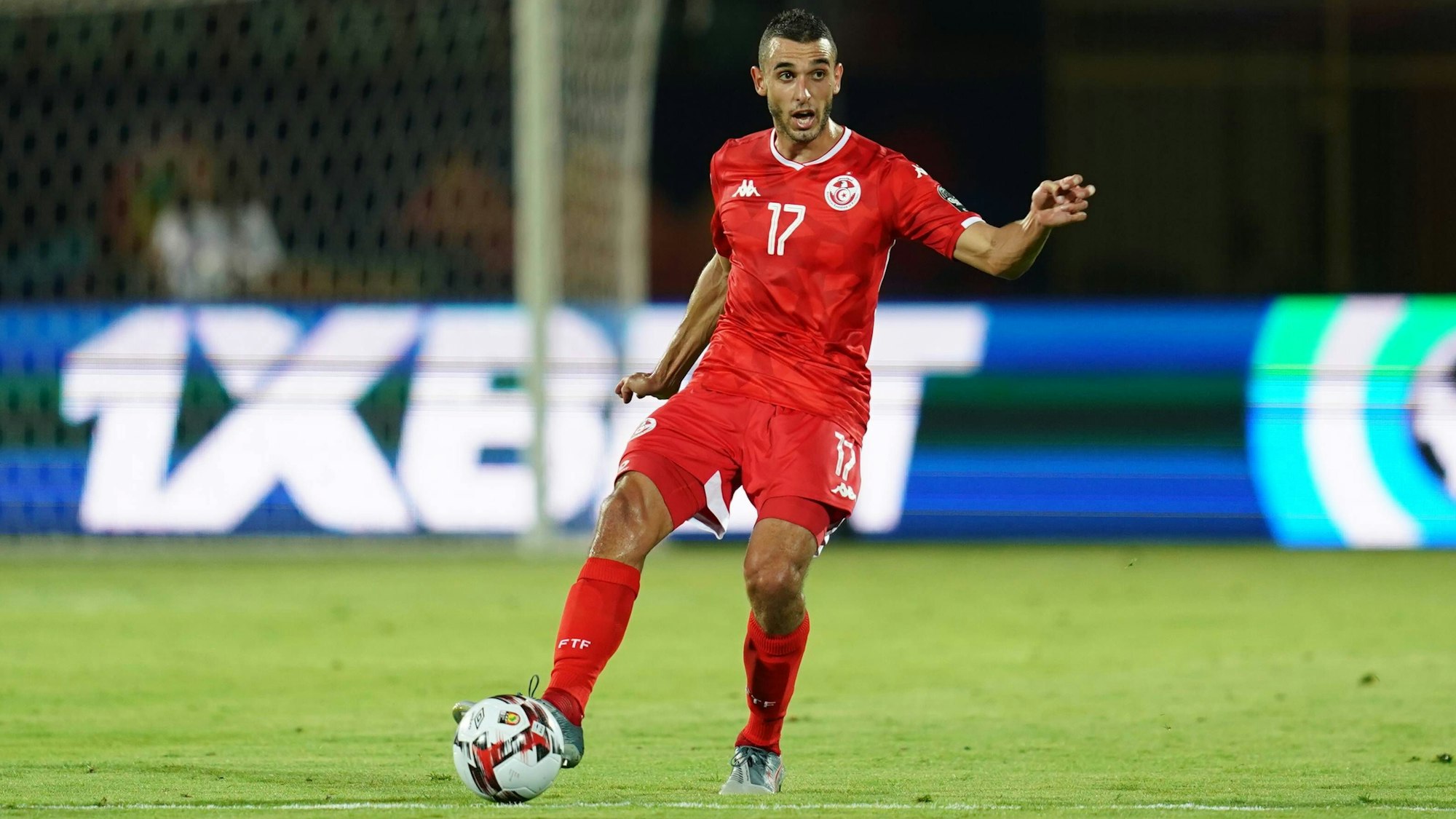 Ellyes Skhiri für Tunesien am Ball.