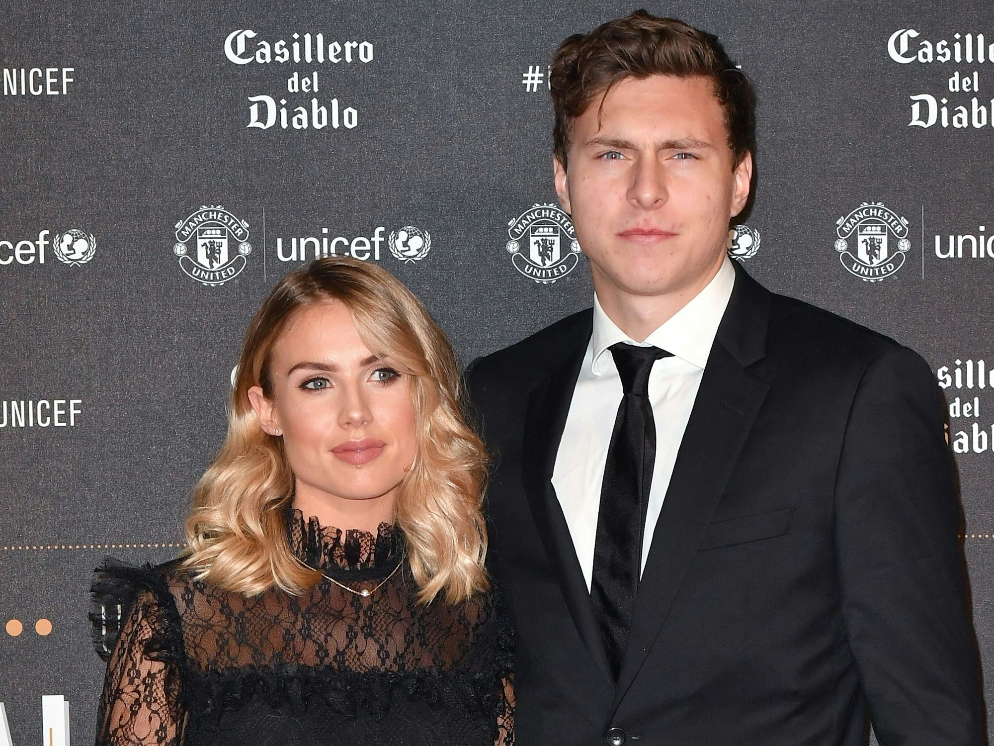 Victor Lindelof und Maja Nilsson in Manchester.
