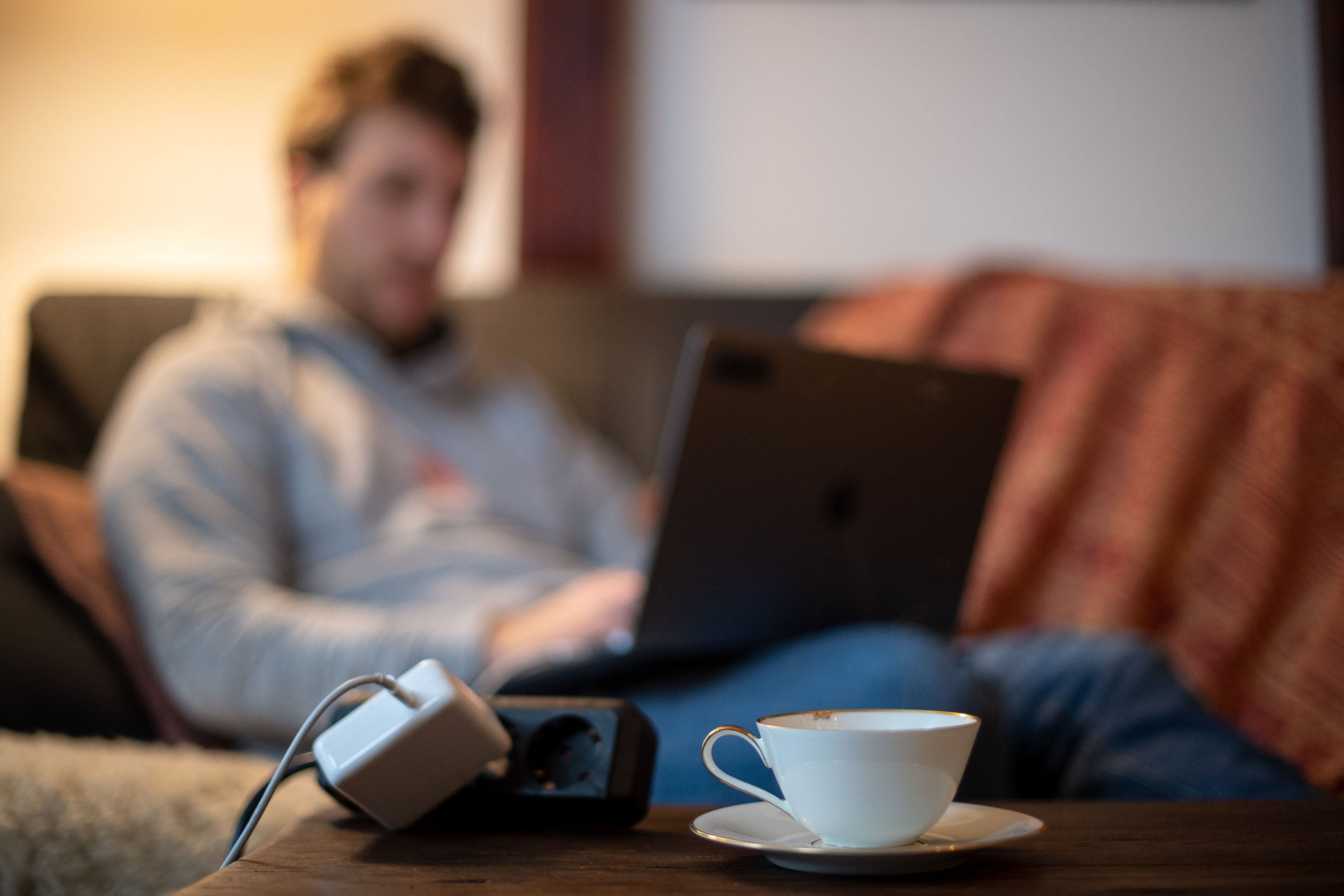Im Homeoffice (Symbolfoto) hat ein Angestellter in den USA kurzerhand seinen Job automatisiert.