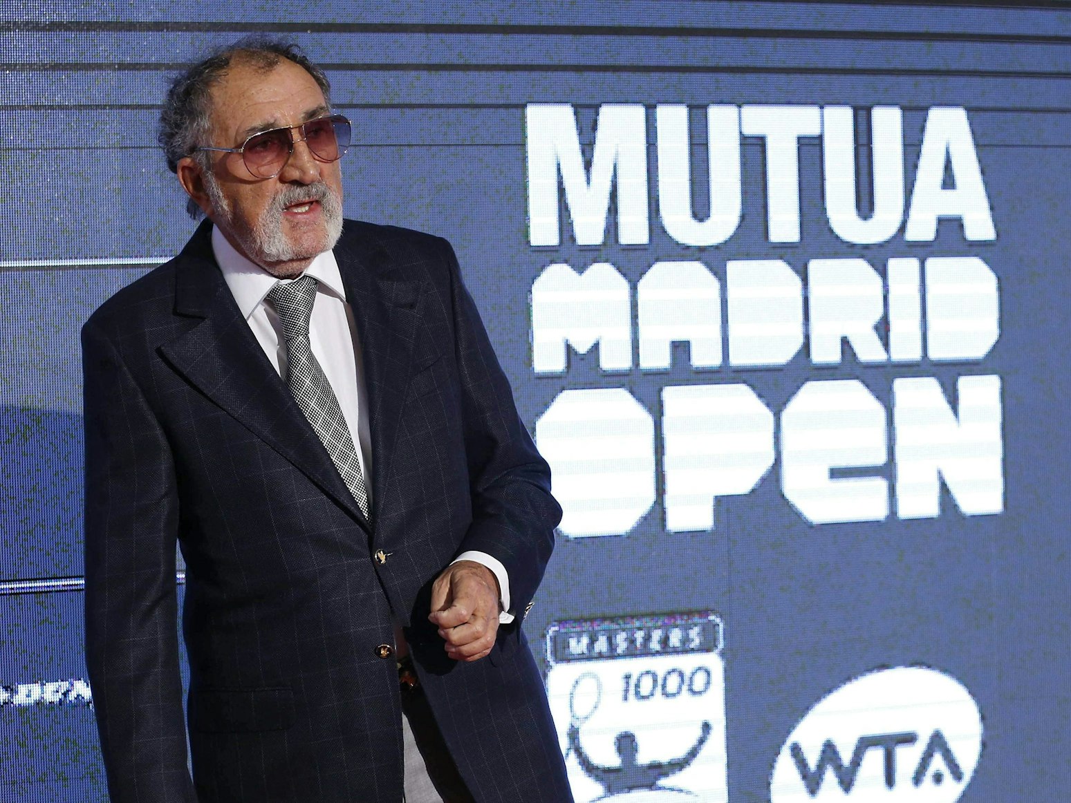 Ion Tiriac empfängt die Spieler zur Players Party.