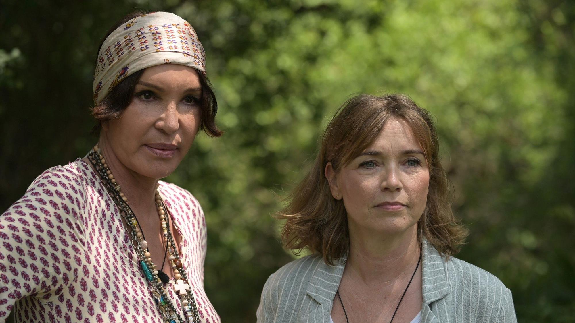 Dschungelcamp 2022 (RTL): Anouschka Renzi, Tina Ruland
Foto: RTL / Stefan Menne
Nur in direktem Bezug zur Show und Verlinkung auf RTL+ verwenden