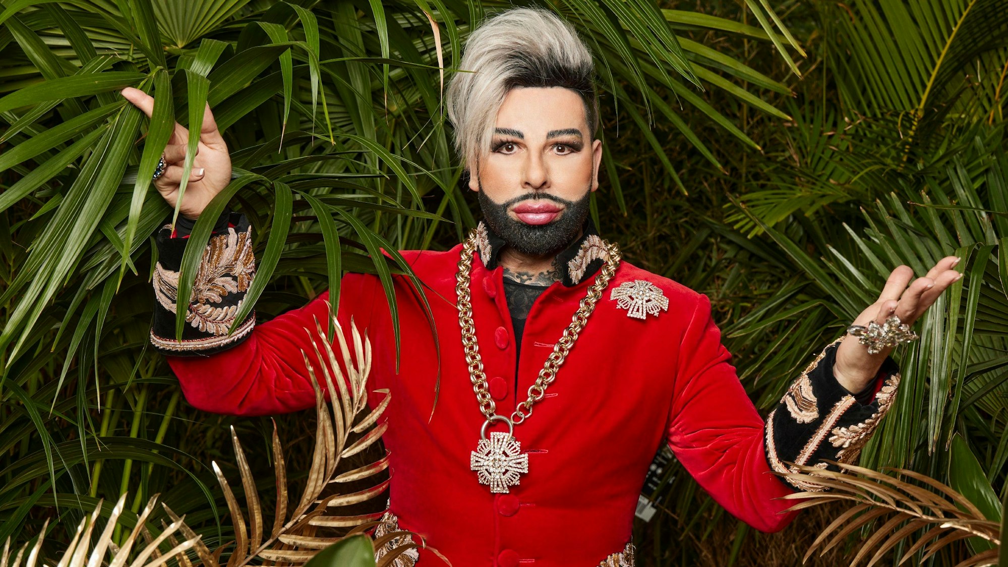 Harald Glööckler ist ab Freitagabend (21. Januar) einer der Kandidaten im Dschungelcamp 2022.