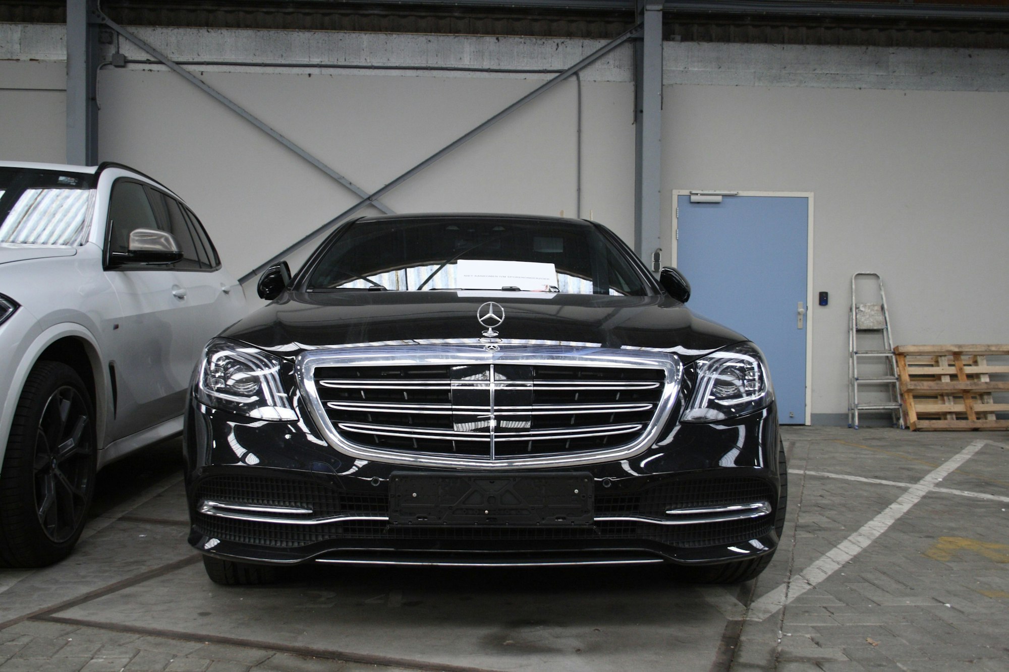 Die Polizei Osnabrück hat einer großen Autoschieber-Bande das Handwerk gelegt.