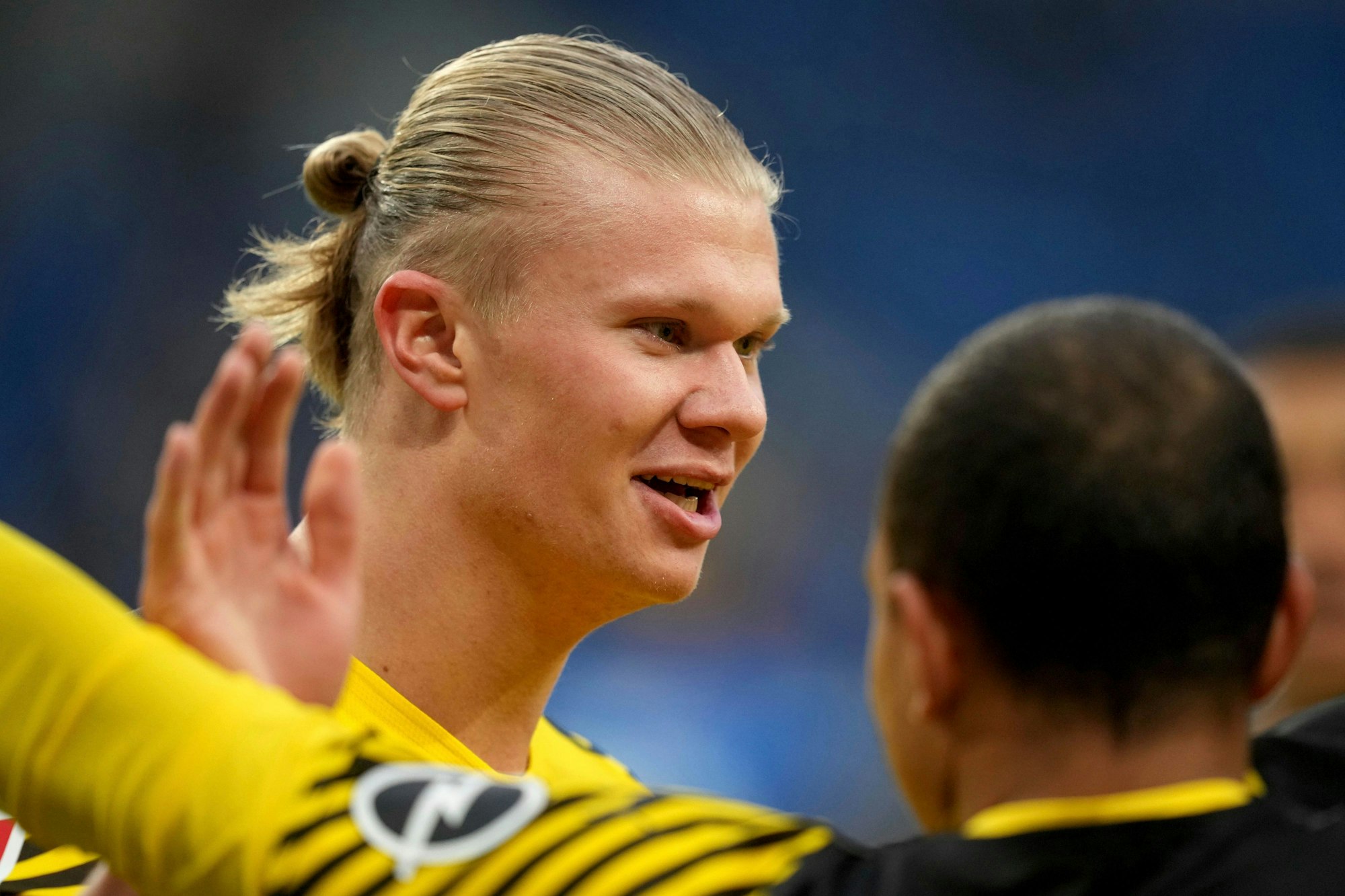 Erling Haaland jubelt über sein Tor in Hoffenheim.
