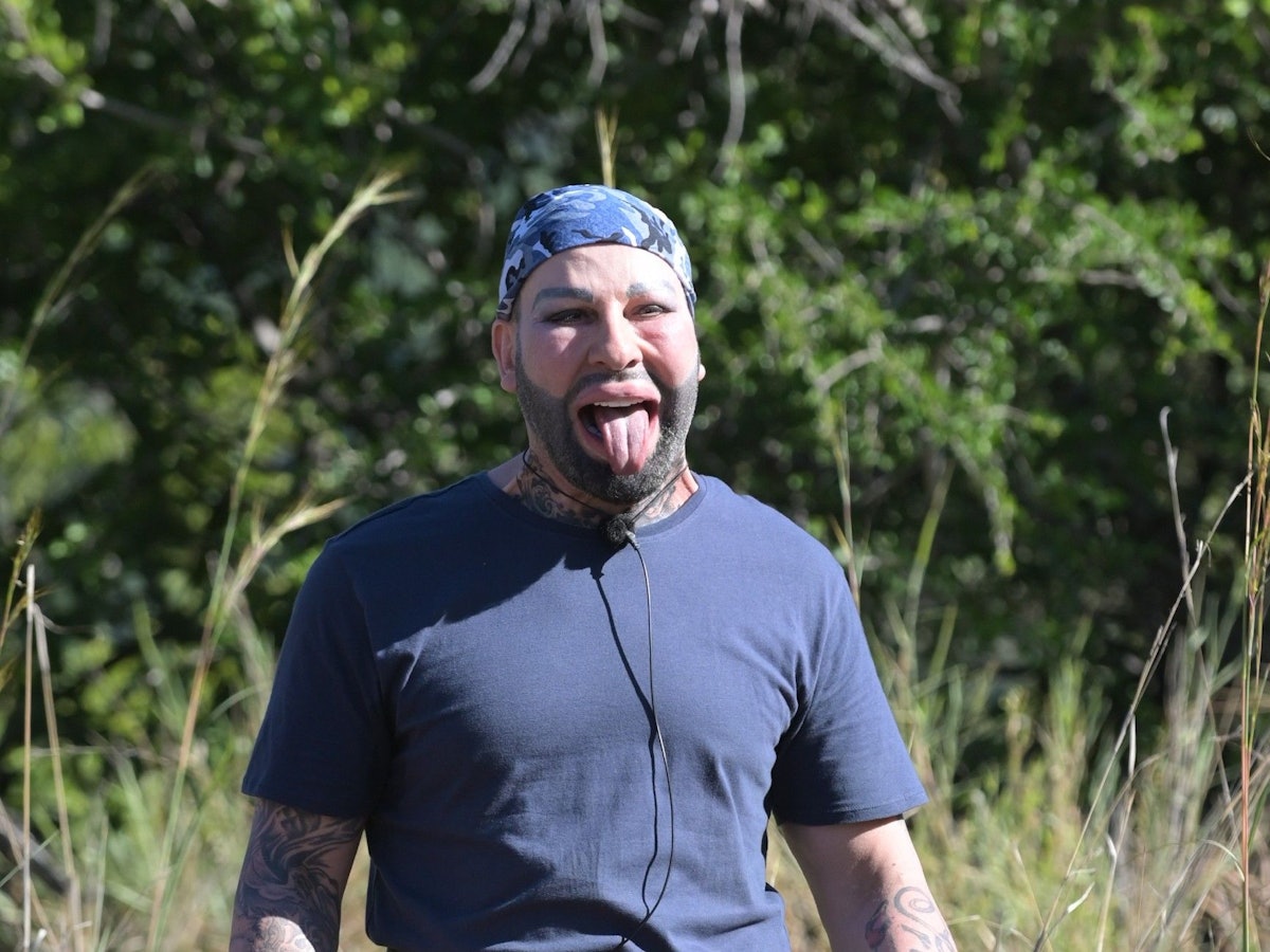 Dschungelcamp 2022: Harald Glööckler zeigte sich mutig in der Höhe und bärenstark am Kudu-Gehänge.