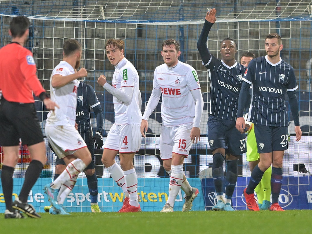 Timo Hübers jubelt für den 1. FC Köln gegen den VfL Bochum.