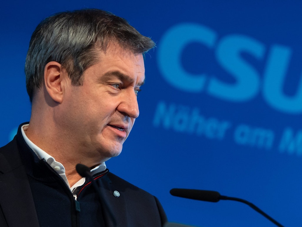 Markus Söder spricht auf einer Pressekonferenz