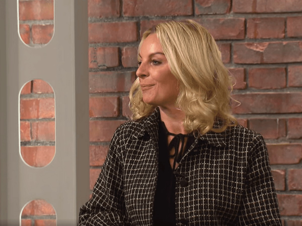 „Bares für Rares“-Händlerin Susanne Steiger in der ZDF-Show vom 24. Januar 2022.