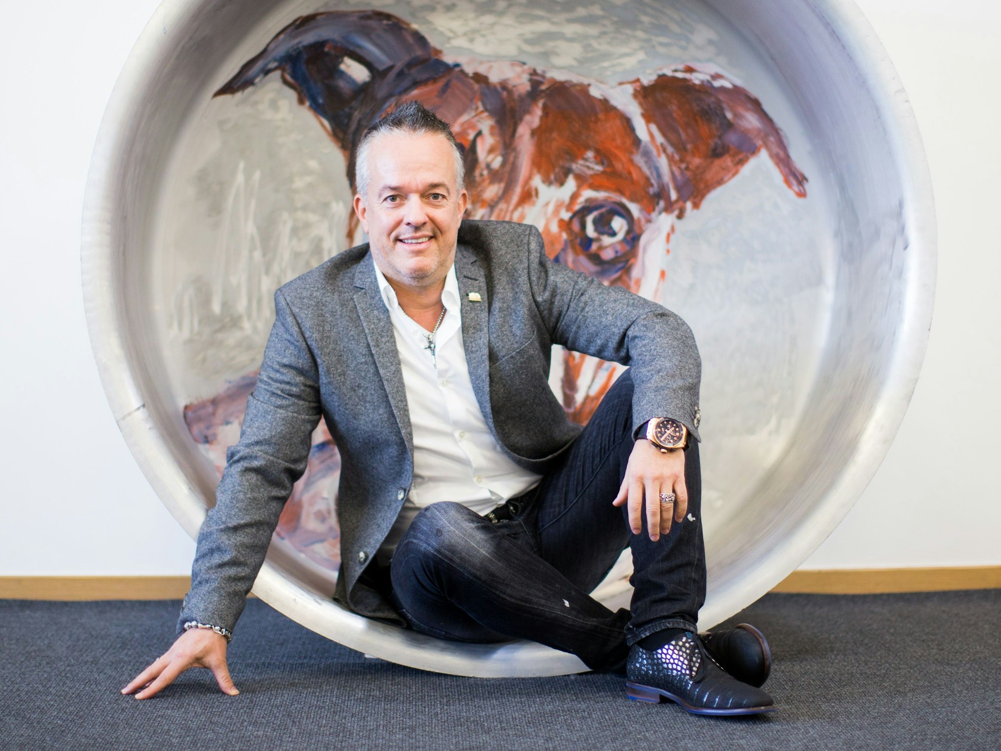 Torsten Toeller, Gründer und Vorsitzender des Verwaltungsrates von Fressnapf, sitzt am 02.02.2017 in der Zentrale von Fressnapf in Krefeld.