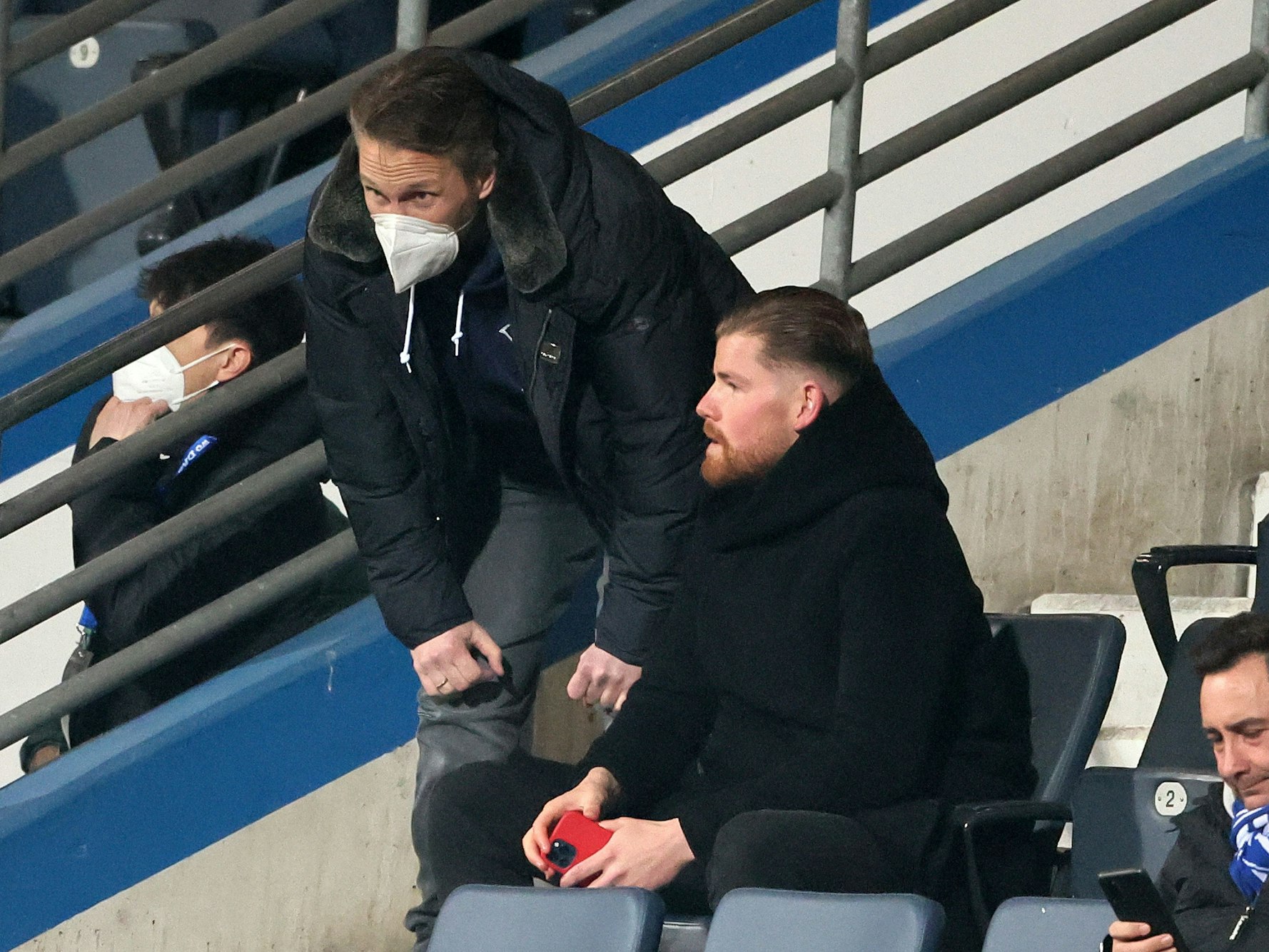 Alexander Bade und Timo Horn beim Spiel in Bochum