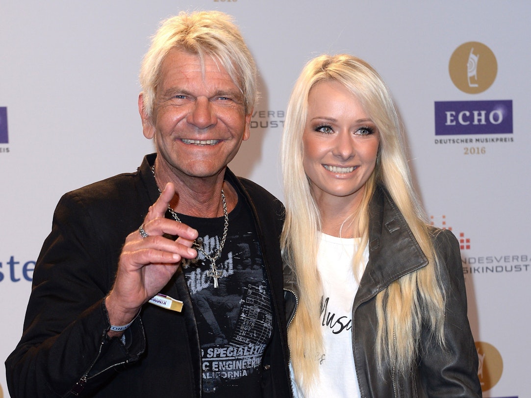 Der Sänger Matthias Reim und seine Freundin Christin Stark kommen am 07.04.2016 in Berlin zur 25. Verleihung des Deutschen Musikpreises Echo.