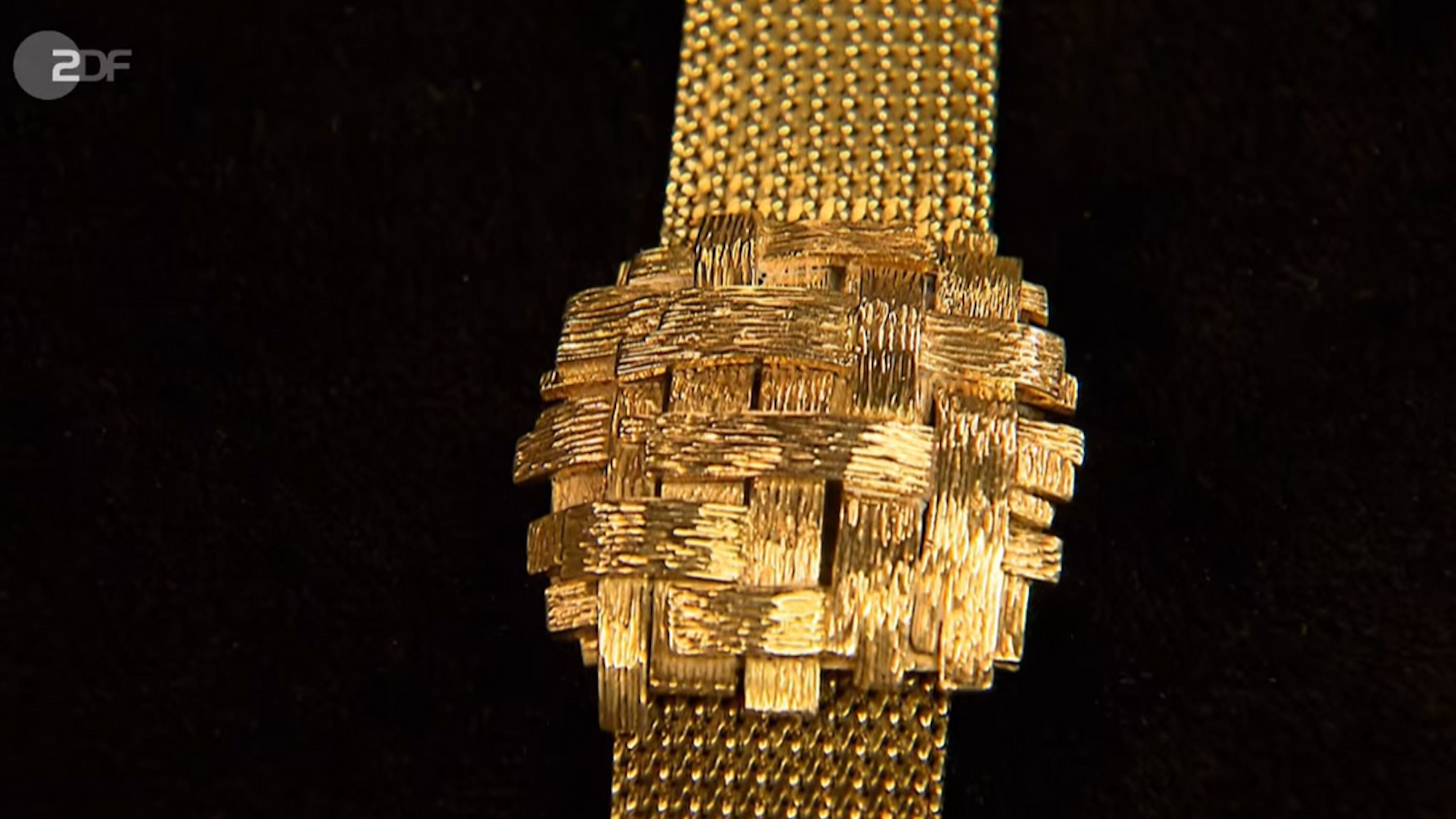 Ein Screenshot der Uhr, die am 25. Januar 2022 im ZDF verkauft wurde.