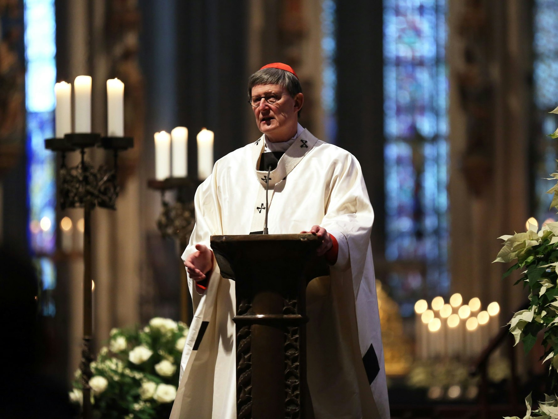 Kardinal Woelki im Dezember 2020 im Kölner Dom. Foto von Martina Goyert