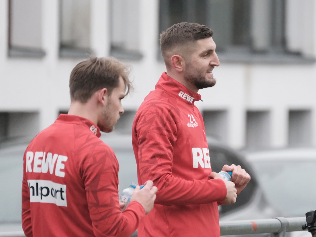 Julian Chabot trainiert am Geißbockheim beim 1. FC Köln.