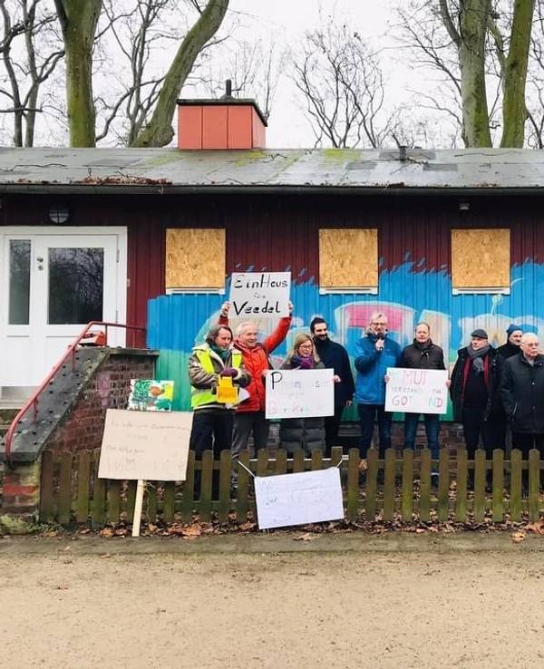 Das denkmalgeschützte Gebäude im Kölner Volksgarten wird zum Streitobjekt.