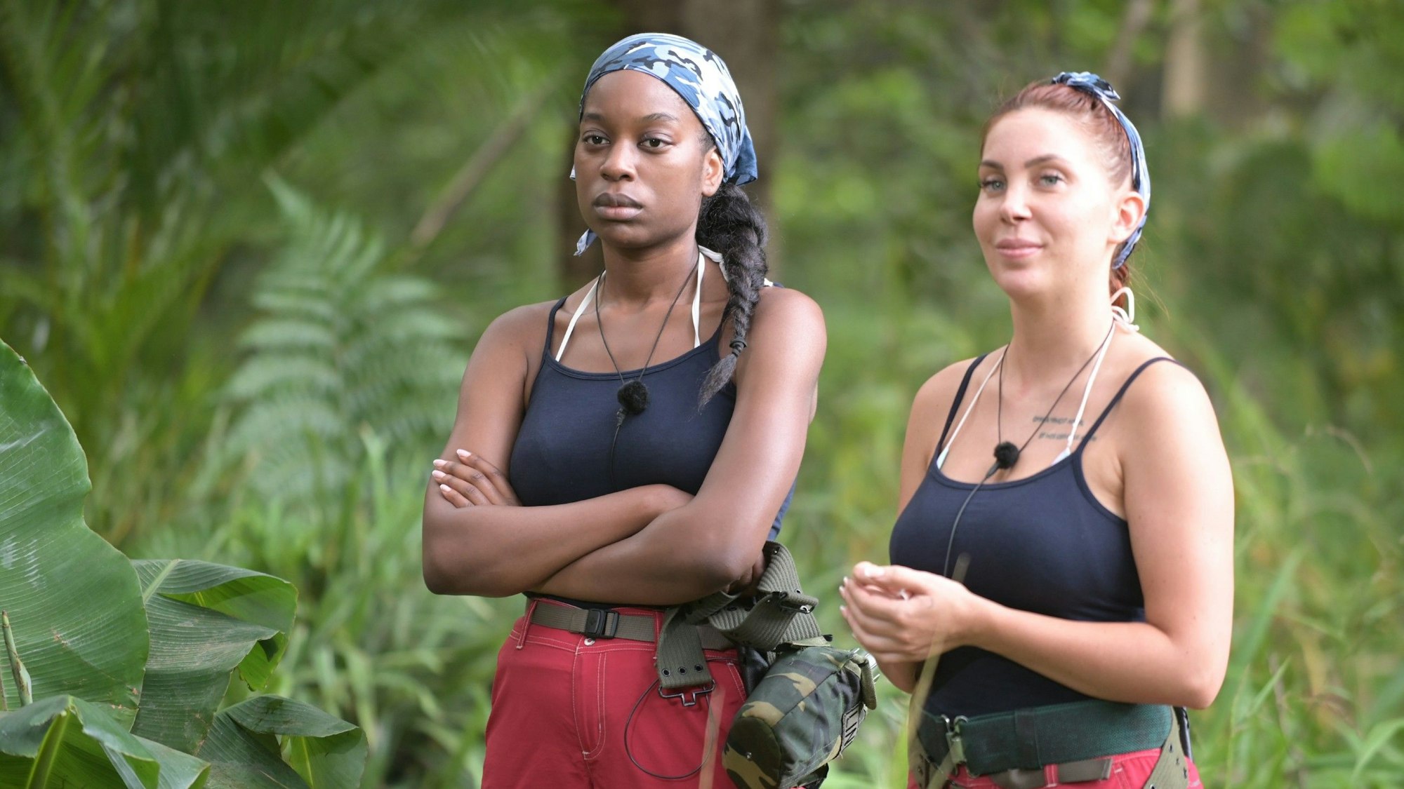 Tara Tabitha, hier mit Linda Nobat im RTL Dschungelcamp.