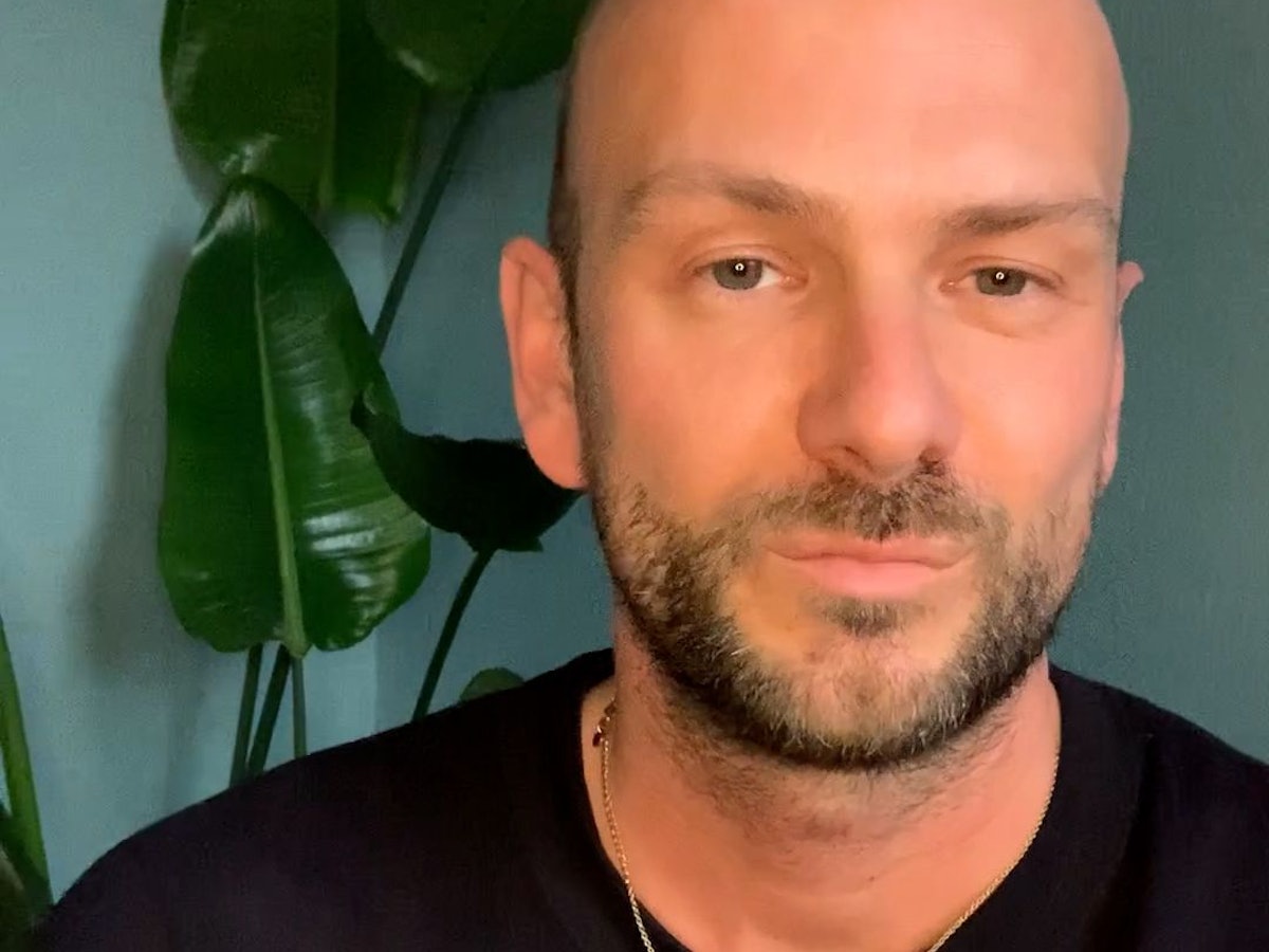 Arne Bruns war Kandidat in der dritten Staffel „Prince Charming“. Der Bremerhavener hat sich mit Anfang 20 als schwul geoutet und steht seitdem offen zu seiner Homosexualität. Auf dem TikTok-Kanal von EXPRESS.de erzählt er, dass ihm eine zweijährige Reise nach Frankreich bei seiner Selbstfindung geholfen hat.