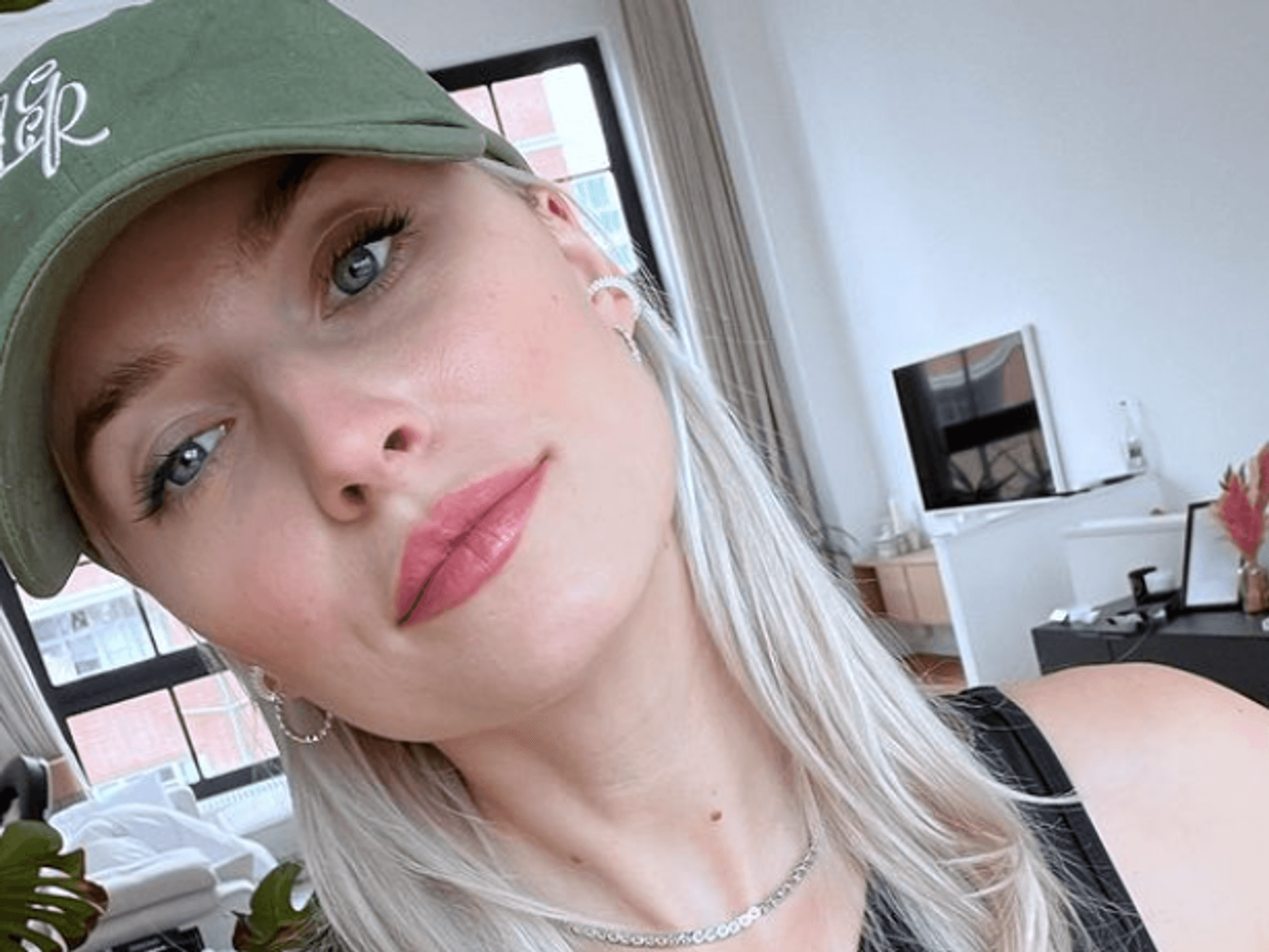 Model und Moderatorin Lena Gercke, hier auf einem Instagram-Selfie vom 23. Januar, bringt ihre Fans mit ihrem Äußeren regelmäßig zum Staunen.
