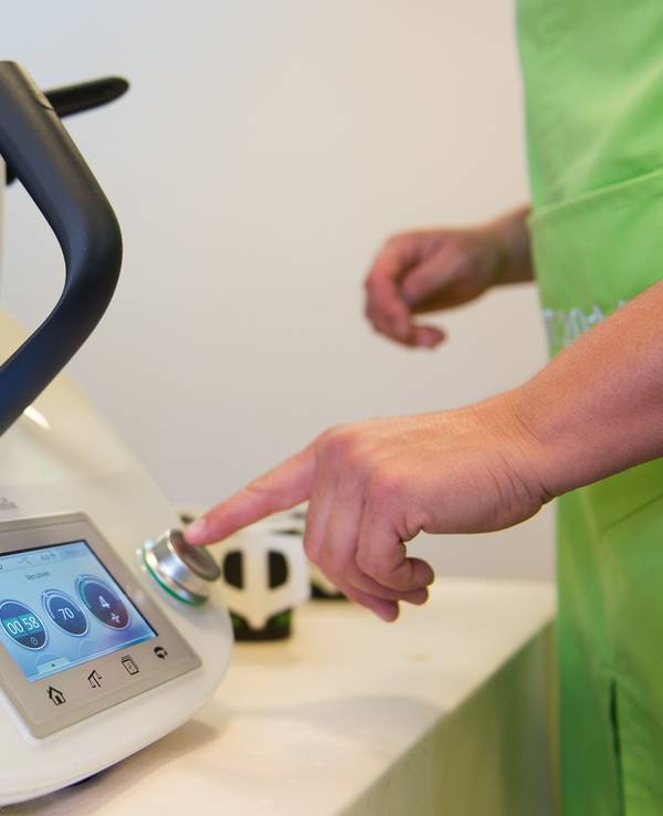 Der Thermomix (hier das Modell TM5, aufgenommen im Mai 2015) ist ein beliebtes Küchengerät. Nun ging es vor Gericht um eine Lidl-Kopie.