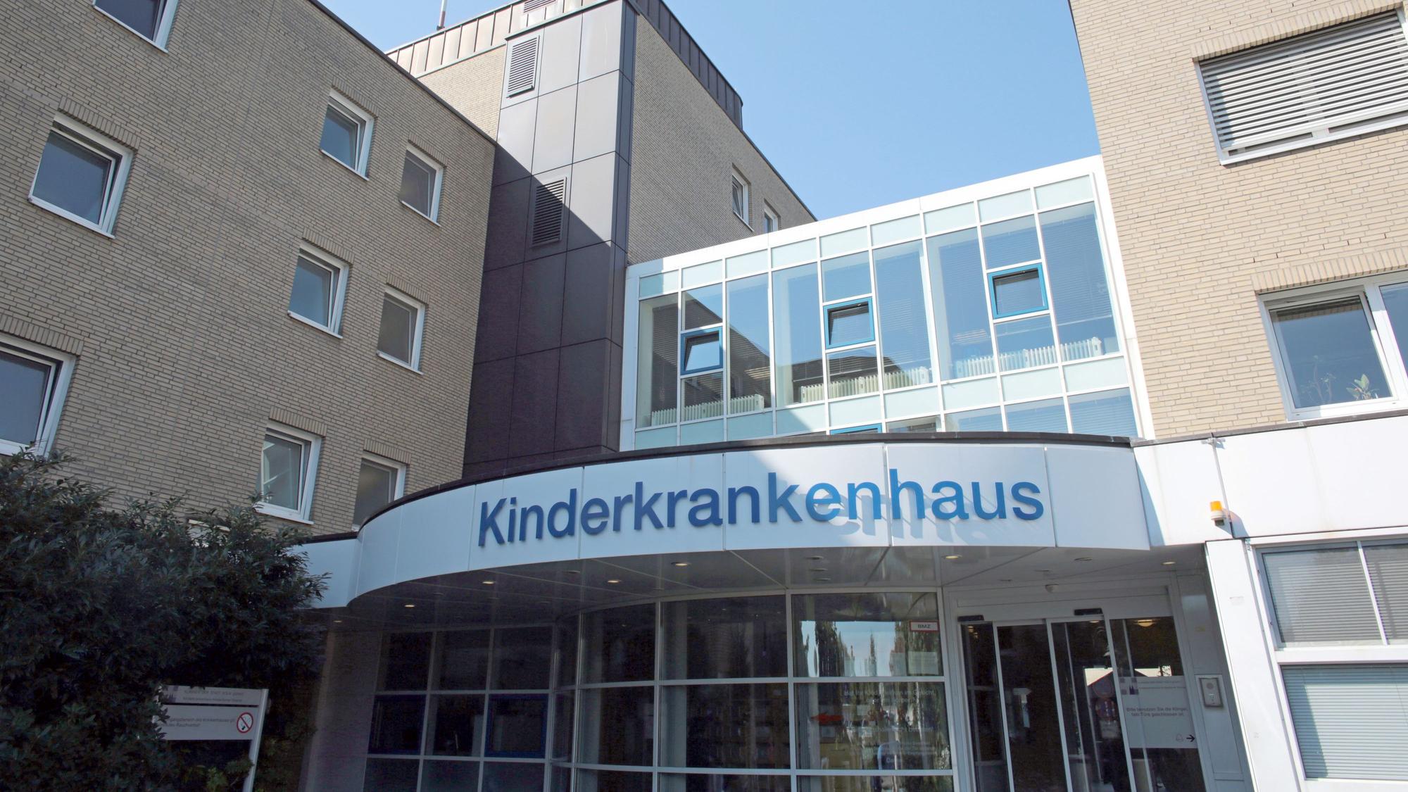 Haupteingang des Kinderkrankenhauses in Köln