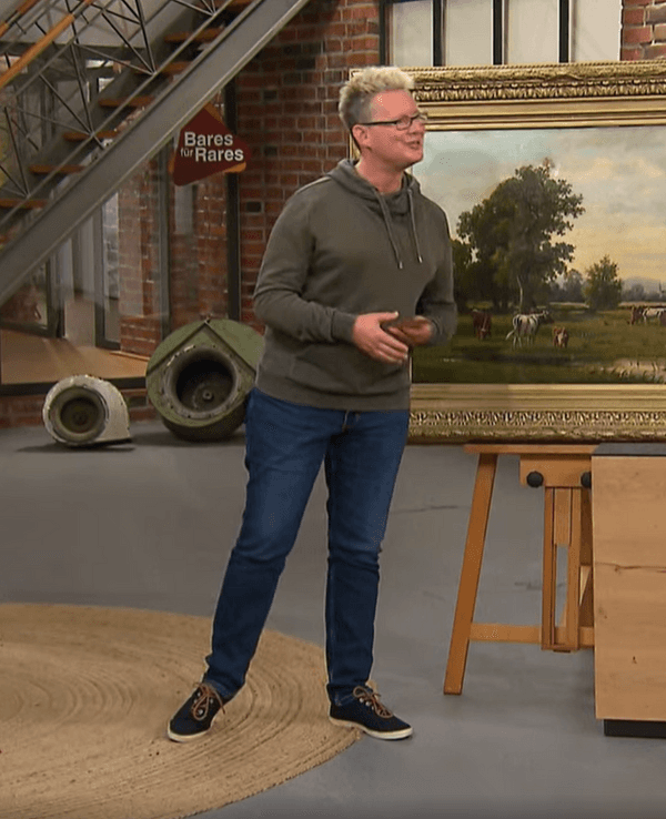 Der Screenshot zeigt den „Bares für Rares“-Kandidaten Kim Block in der Show vom 3. Februar 2022.