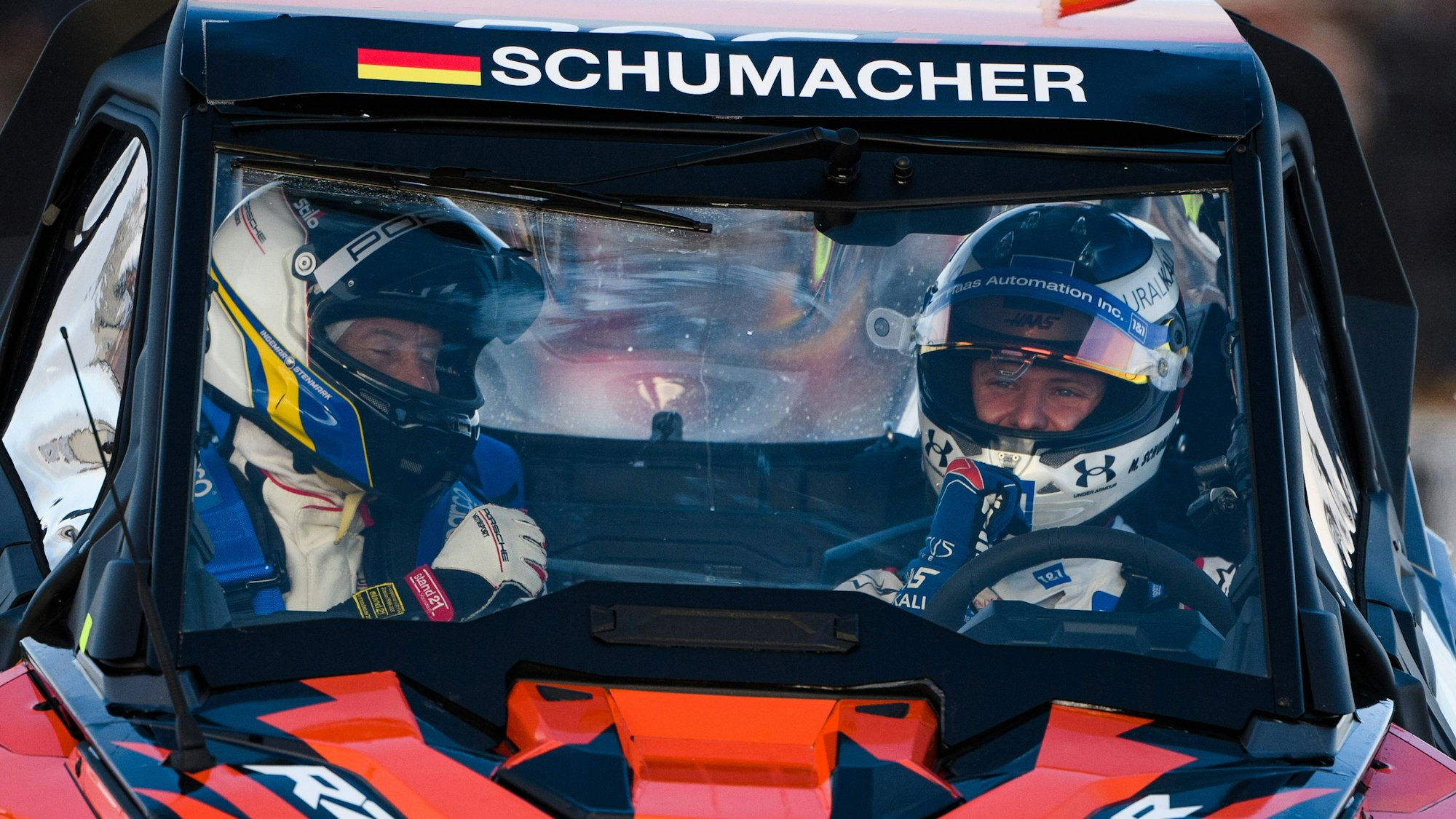 Mick Schumacher fährt in seinem Wagen beim ROC.