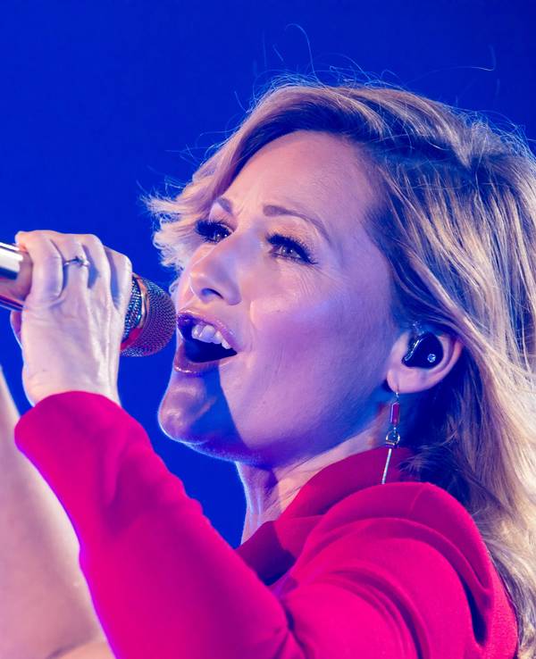 Die Sängerin Helene Fischer tritt bei den Feierlichkeiten zum 100-jährigen Firmenjubiläum des Textilherstellers Trigema auf.