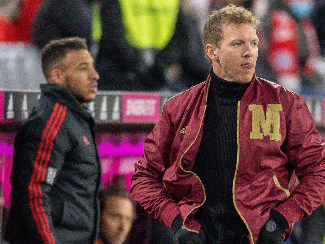 Julian Nagelsmann steht an der Trainerbank des FC Bayern München.