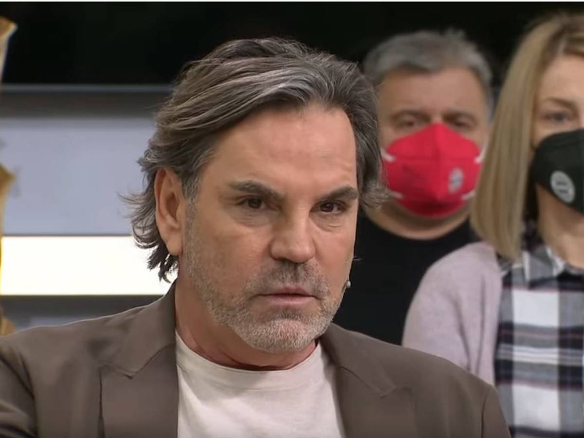 Volker Struth am Sonntag den 6. Februar 2022 im Februar im Sport1-Doppelpass. Screenshot aufgenommen vom Youtube-Livestream.
