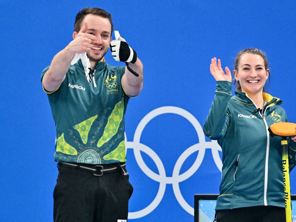 Tahli Gill und Dean Hewitt (l) freuen sich bei Olympia.